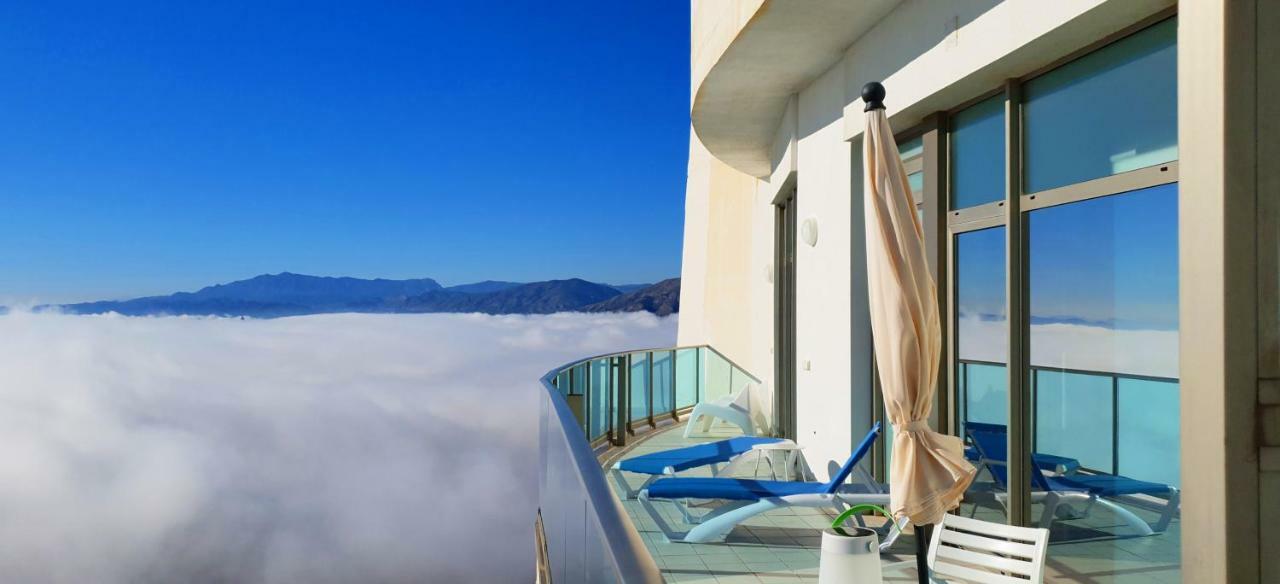 Ferienwohnung Deluxe Penthouse On The 42Nd Floor With Amazing Sea Views Benidorm Exterior foto